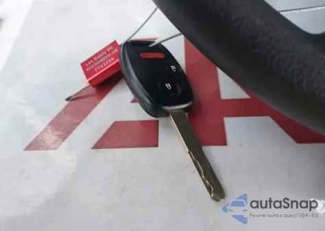 2011 Honda Fit z USA, uszkodzony, nr VIN JHMGE8H32BS002660